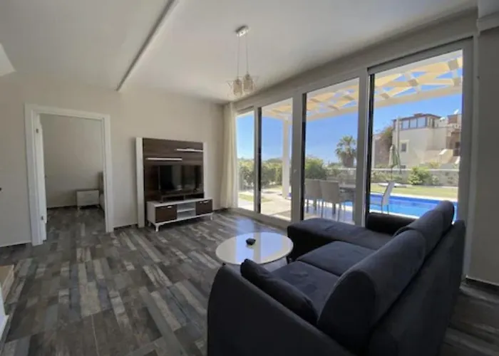 Apartahotel Petrum Sunset